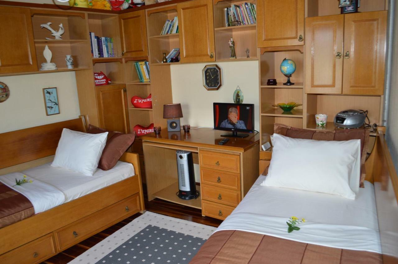 Vila Ss Kekezi Villa Gjirokastër Buitenkant foto
