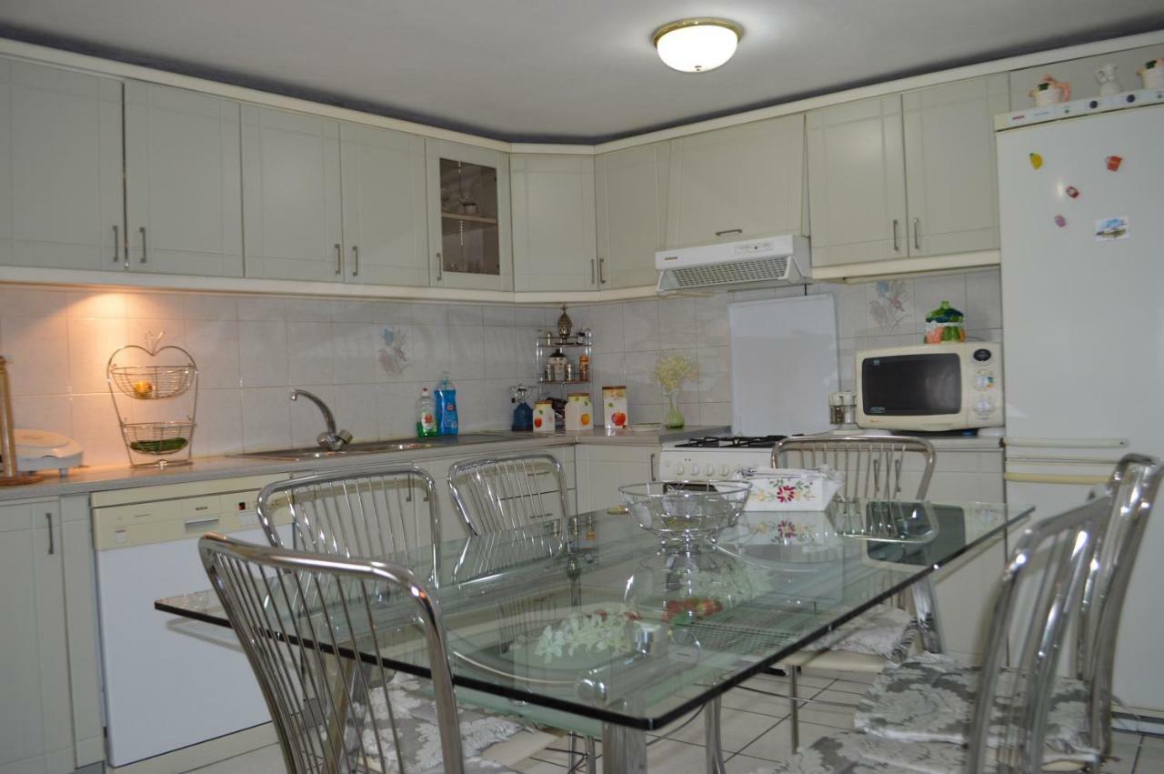 Vila Ss Kekezi Villa Gjirokastër Buitenkant foto